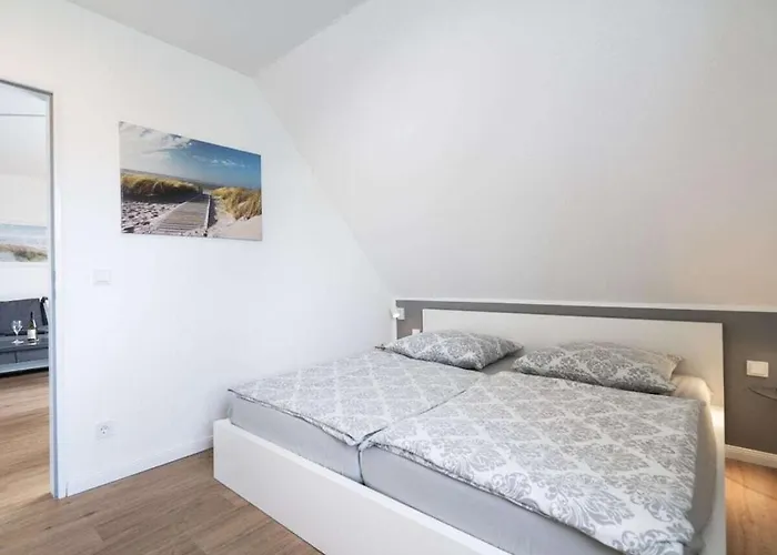 With 2 Bedrooms Ferienhaus