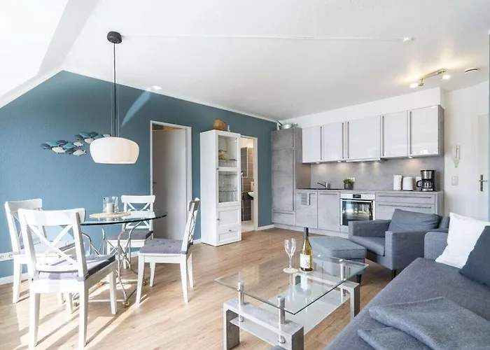 With 2 Bedrooms Ferienhaus *